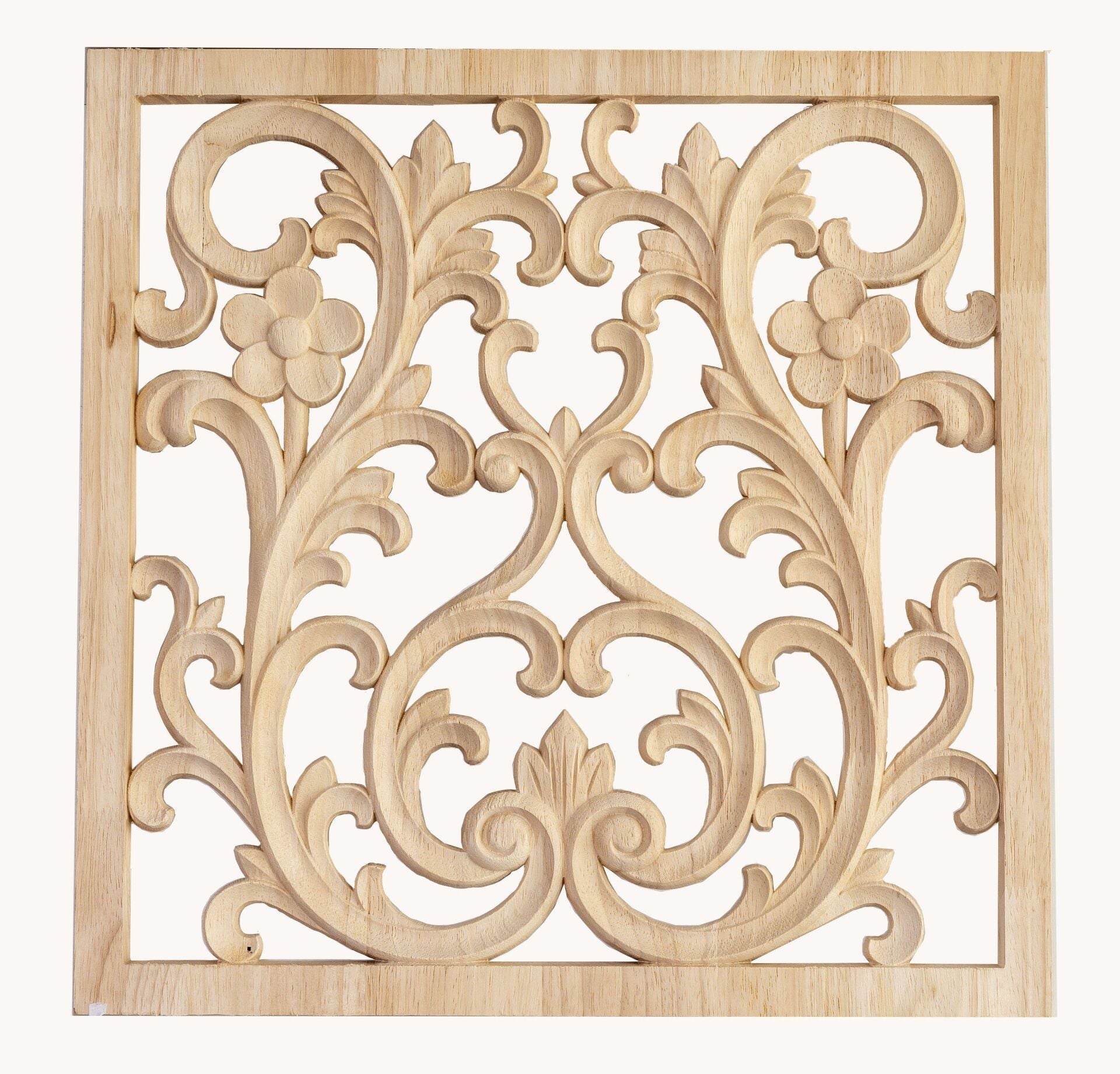 Aplik Orta Göbek Boyanabilir Ahşap Desenli İşlemeli Dekoratif Aksesuar 45x45x1,4  cm OGK05